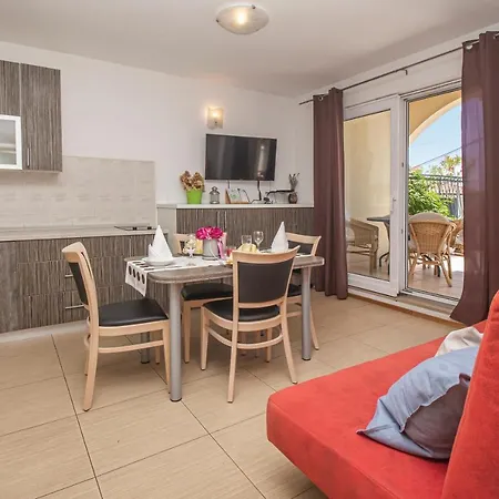 Apartamento Branka Makarska